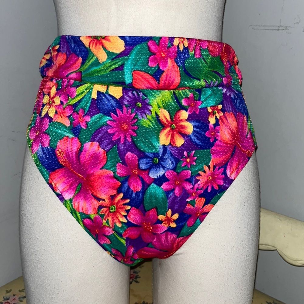 NEW Authentic Vintage High Waisted Bikini Swim Bottoms Bright Tropical Floral M
